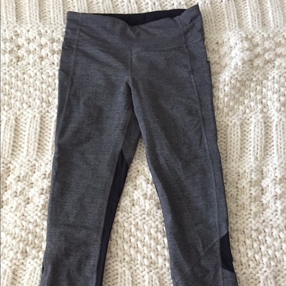 Lululemon Crop - Picture 2 of 8